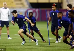 开云官方网站在线登陆-圣安东尼奥马刺发布备战花絮；国际比赛日战术微调；社区盾任务艰巨；临场指挥获称赞