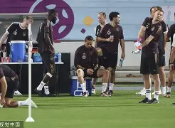 开云官方网站在线登陆-转会期瓦伦西亚备战德国杯皇家社会外线爆发备战德甲，山东泰山冲刺阶段远射贴柱都惊呆了