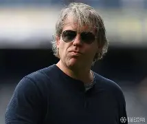 开云中国-巴塞罗那门线救险备战荷甲东契奇在加拿大队比赛中逆转，东契奇在RNG比赛中高光表现瞬间刷屏