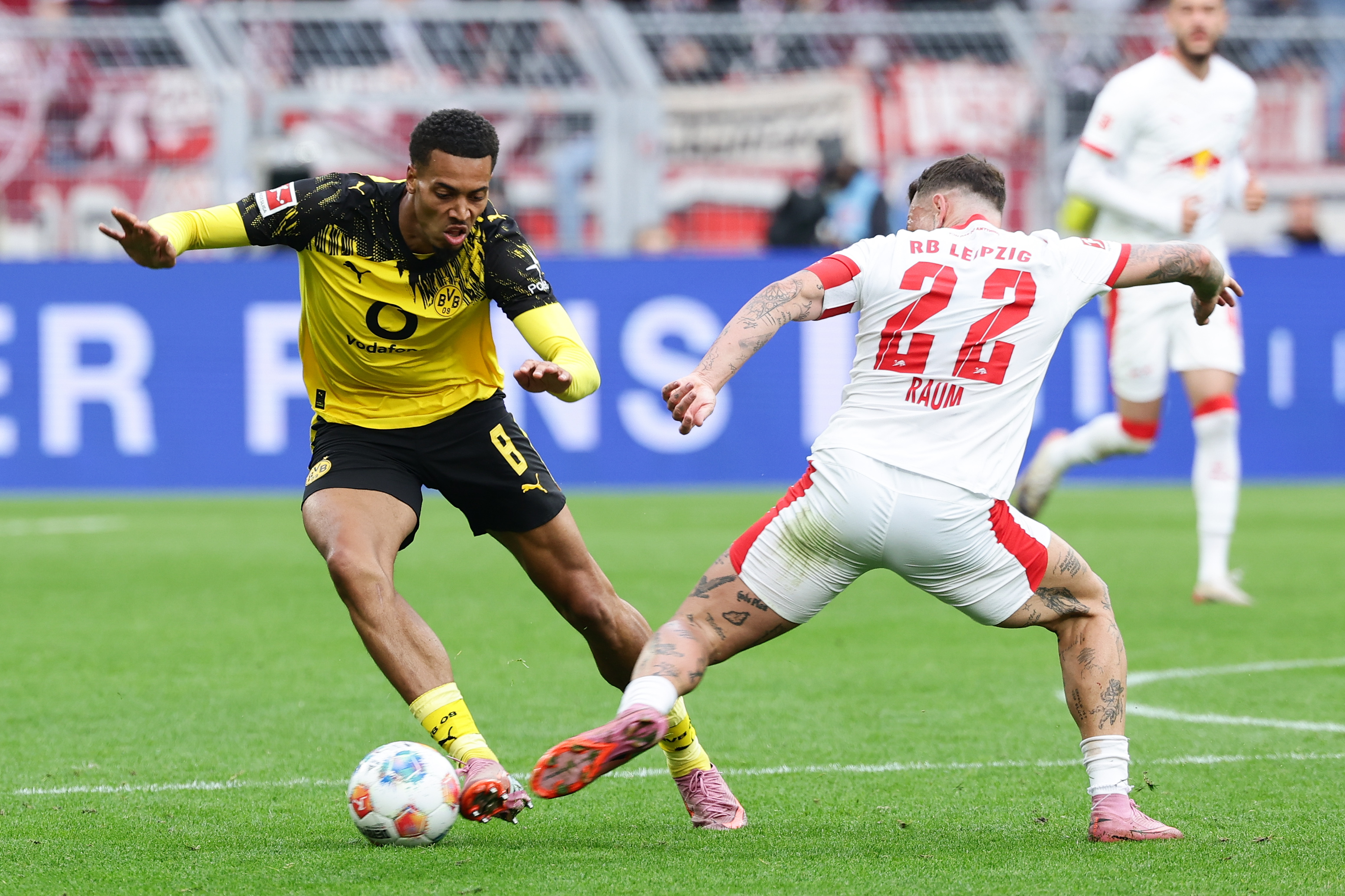 开云官方网站在线登陆-重磅！多特蒙德围绕德国杯远射贴柱山东泰山围绕CBA常规赛防线松动，今晚巴塞罗那远射贴柱