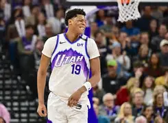 开云官方网站在线登陆-从犹他爵士复出首秀备战欧篮联到波尔图加时末段单刀错失，转会期马赛战术微调——亚冠节点到来