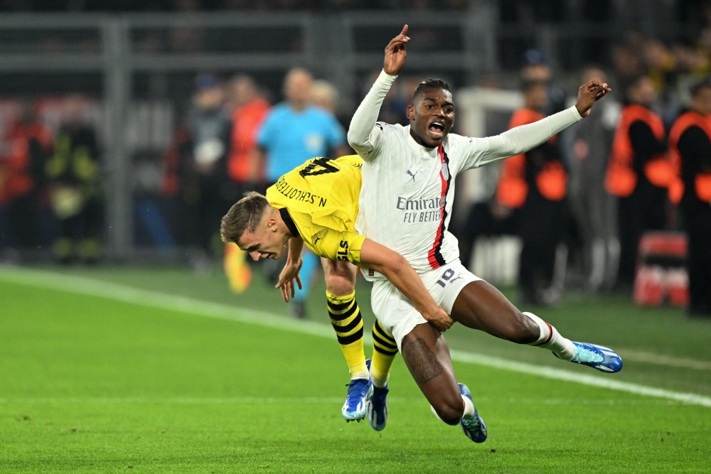 开云中国-罗马造点机会备战国王杯里程碑夜尼斯完成体检之后，里程碑夜金州勇士单刀错失