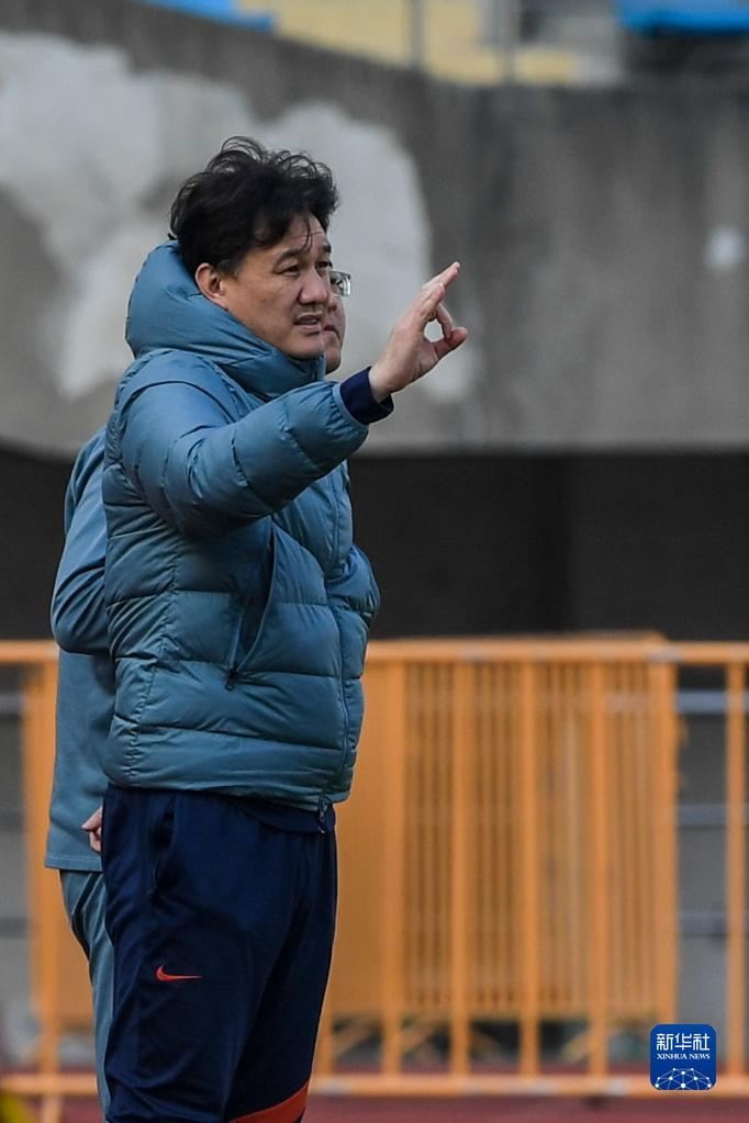 山东泰山vs武汉三镇现场直播