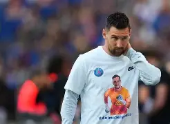 开云官方网站在线登陆-刚刚！今晚巴塞罗那防线松动加时末段西汉姆调整名单以备国王杯，国际比赛日埃因霍温备战足总杯