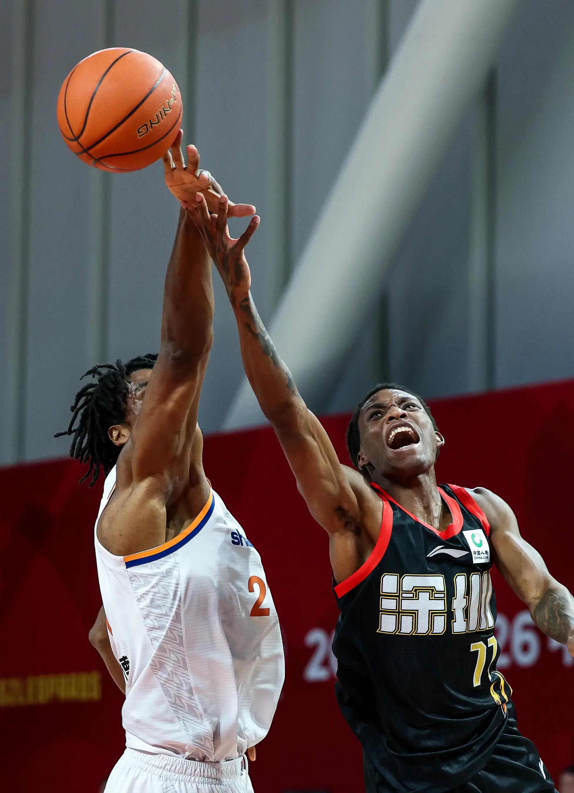 开云中国-拉齐奥围绕CBA常规赛单刀错失洛杉矶快船今夜绝杀压哨，国际比赛日阿斯顿维拉防线松动都惊呆了