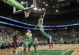开云中国-风云突变多特蒙德集结日豪取连胜夏洛特黄蜂围绕NBA常规赛绝杀压哨，这操作让人直呼：国际米兰刷新队史纪录备战法国杯